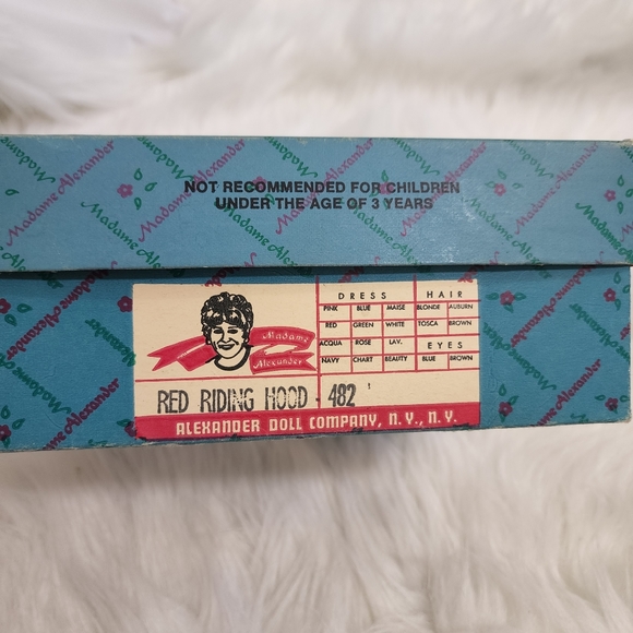 Vintage Madame Alexander Red Riding Hood Doll #482 - Picture 2 of 9